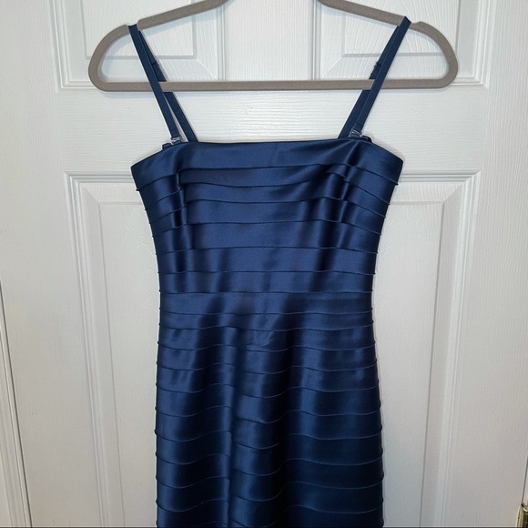 Bcbgmaxazria Blue Satin Mini Sleeveless Cocktail Dress 0 - Picture 2 of 7